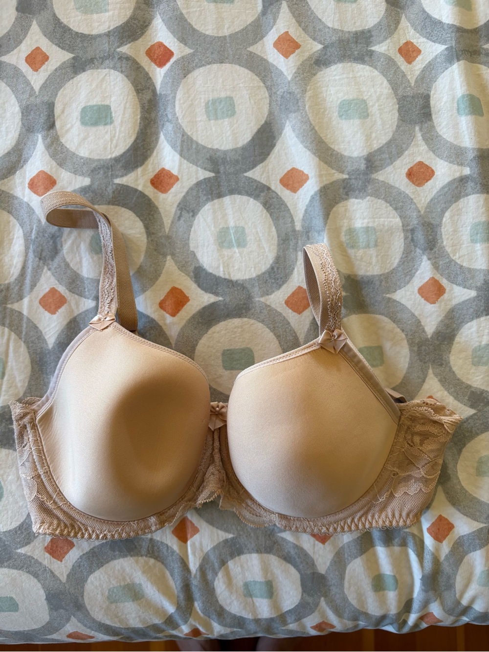 30G Fantasie Nude Smooth T-Shirt Bra with Lace Trim